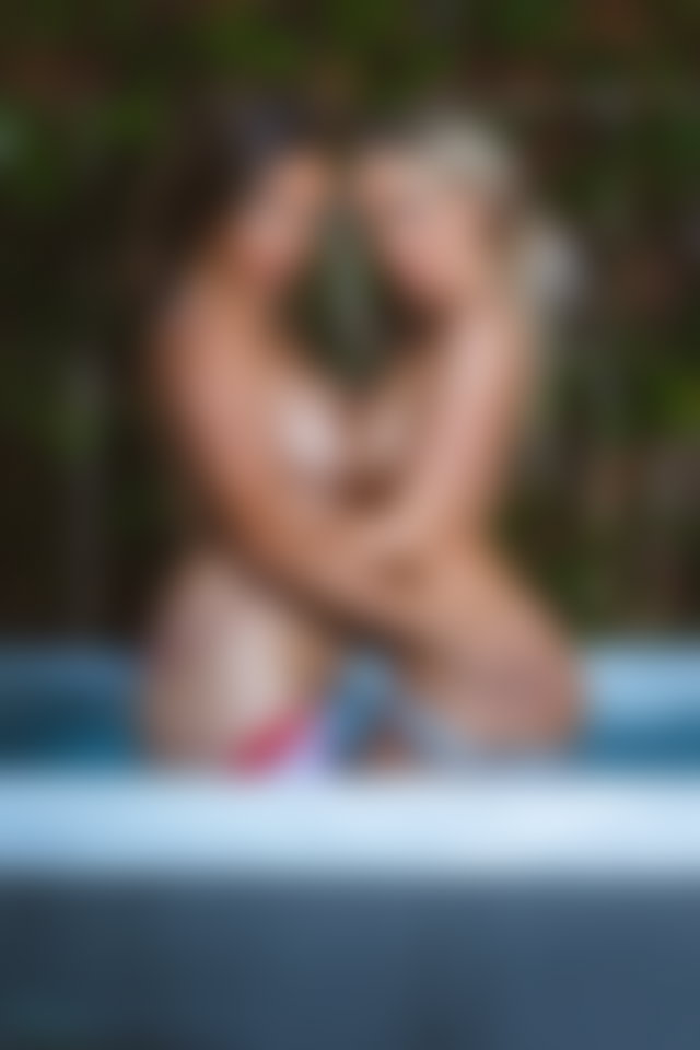 Hot Tub Hotties Preview 3