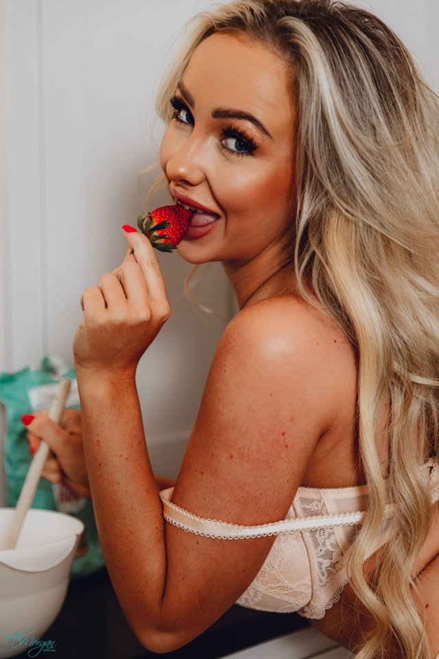 Naughty Baker Preview 3
