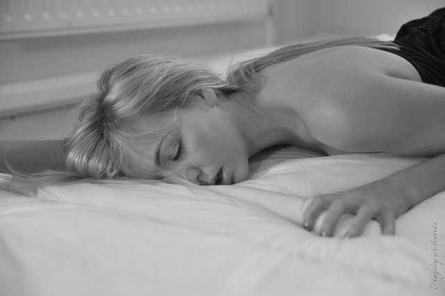 Black and White Preview 2