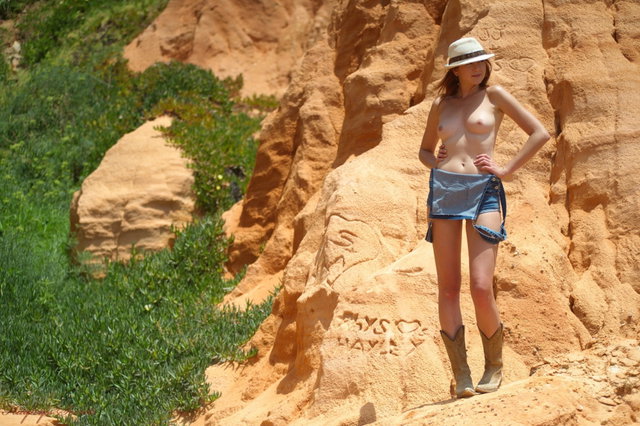 Red Rocks and Dungarees Preview 2