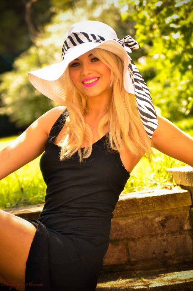 You Can Leave Your Sun Hat On Preview 1