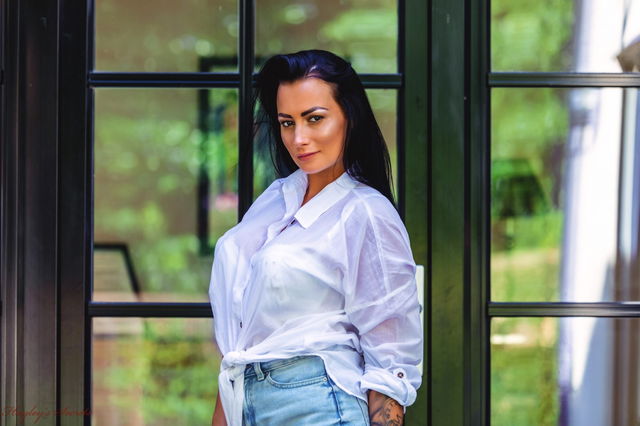 Perfectly Framed Preview 2