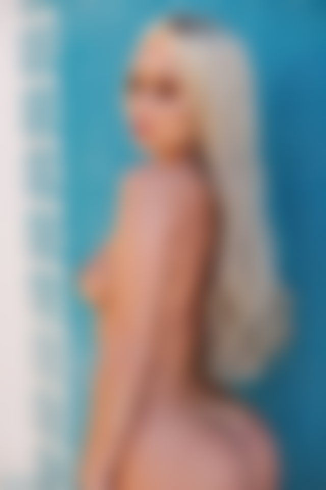 Queen B Preview 3