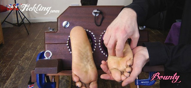 uktickling379